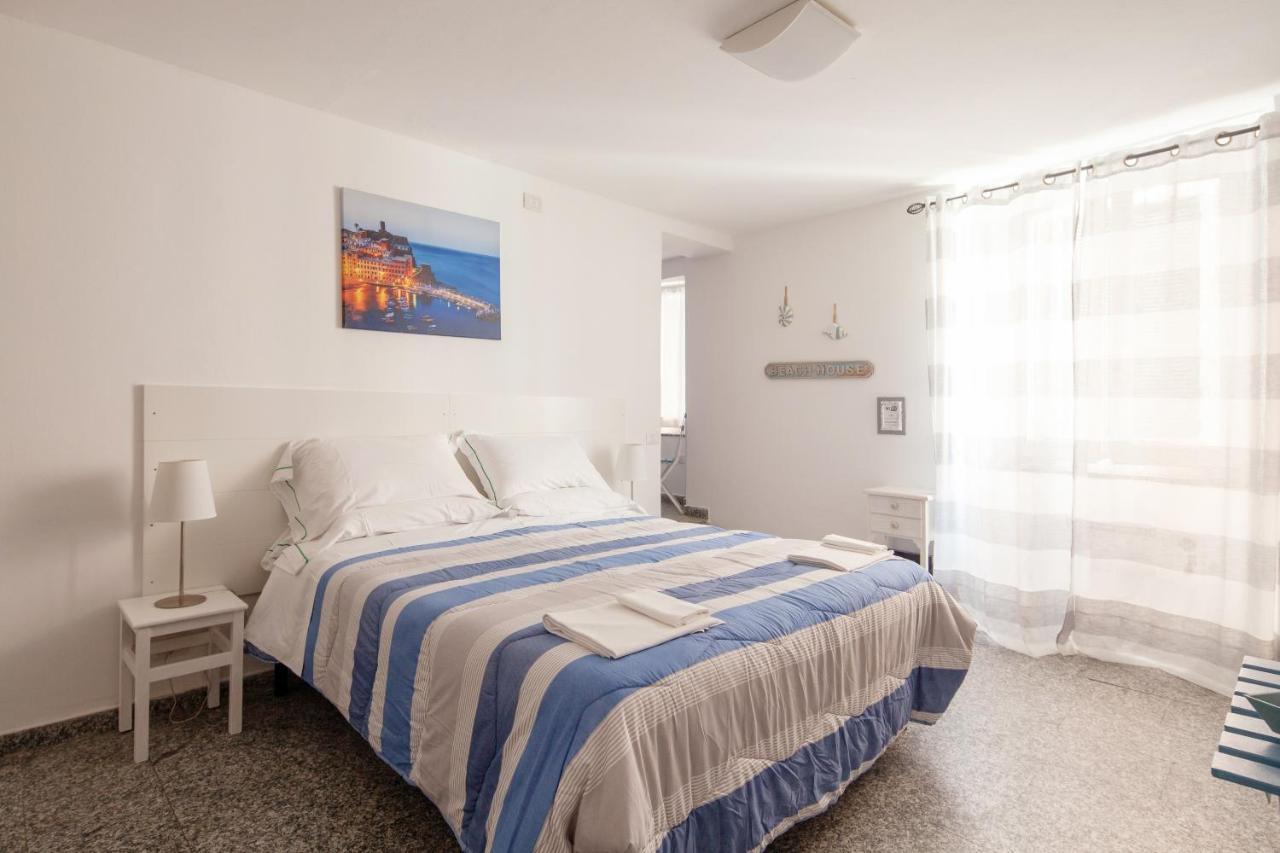 Hotel Ludovica Flat Vernazza Esterno foto
